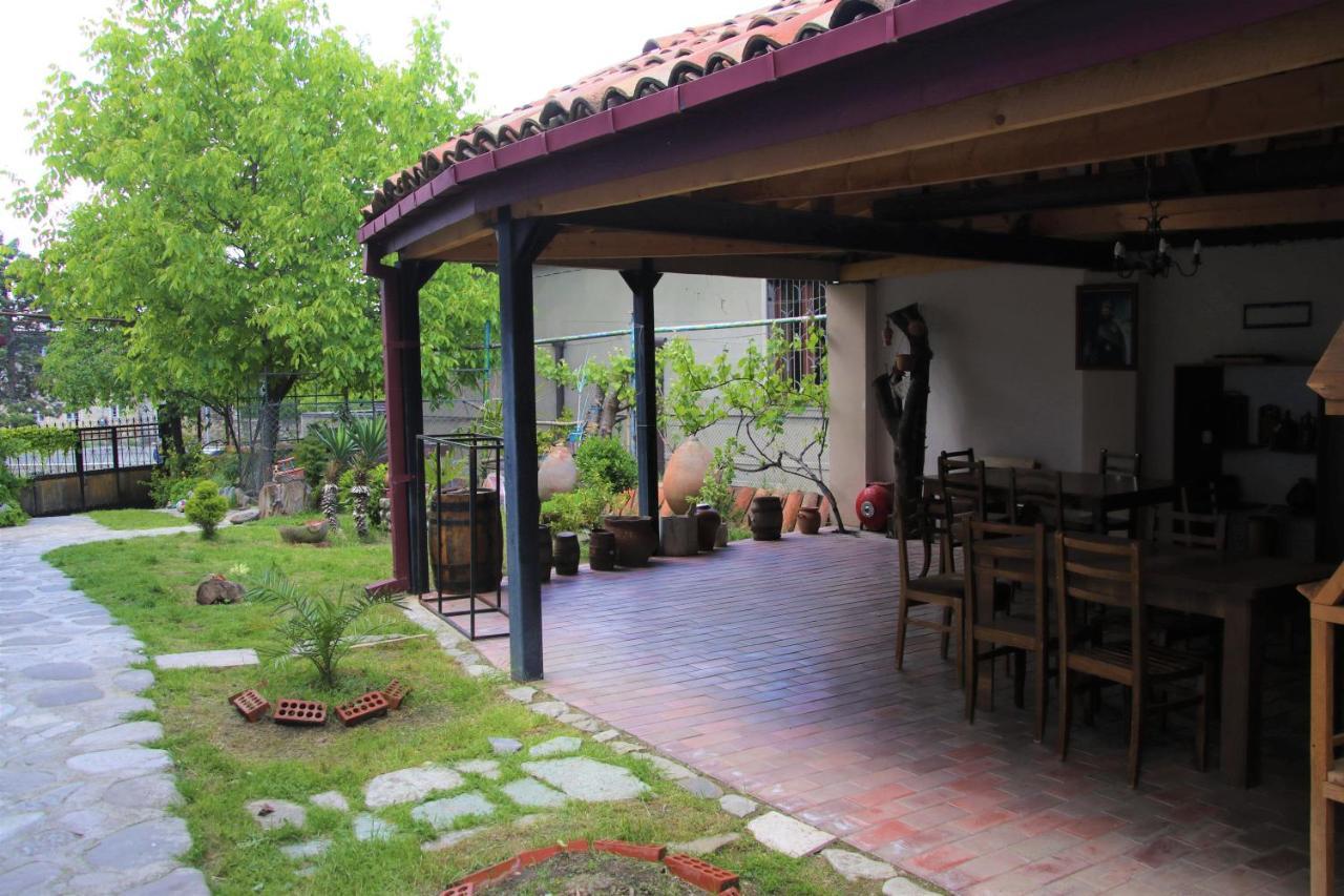 Gh Sanapiro Telavi Exterior photo